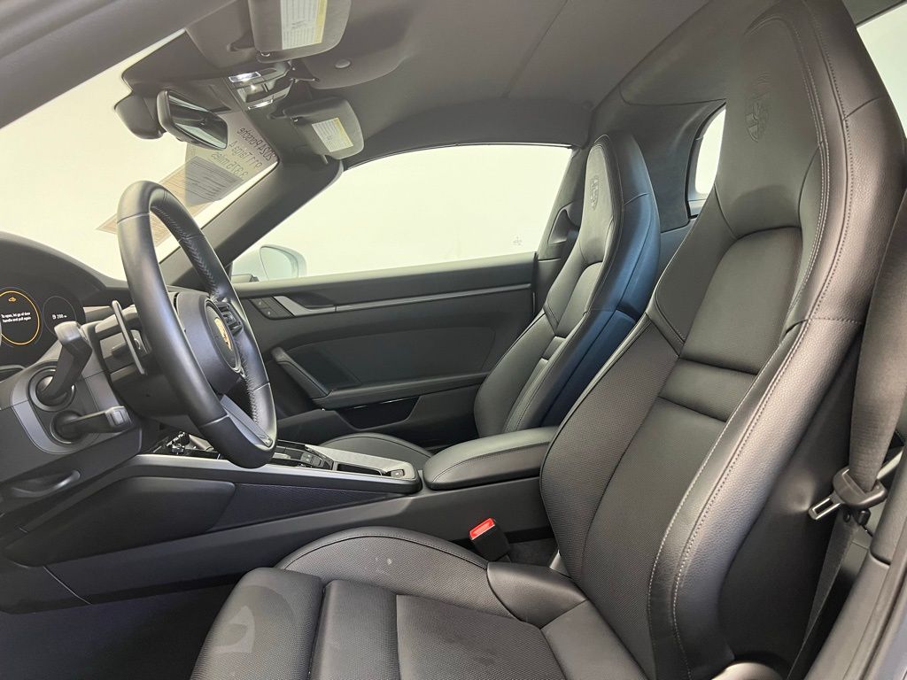 Thumbnail: 2024 Porsche 911 - 5