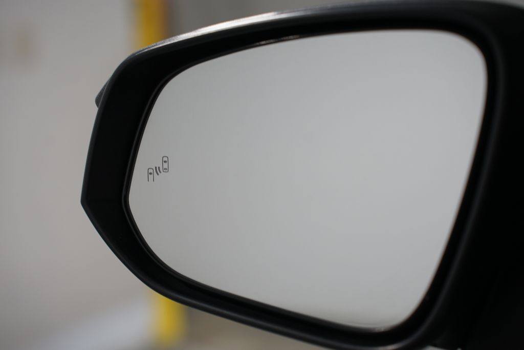 Thumbnail: 2022 Toyota 4Runner - 26