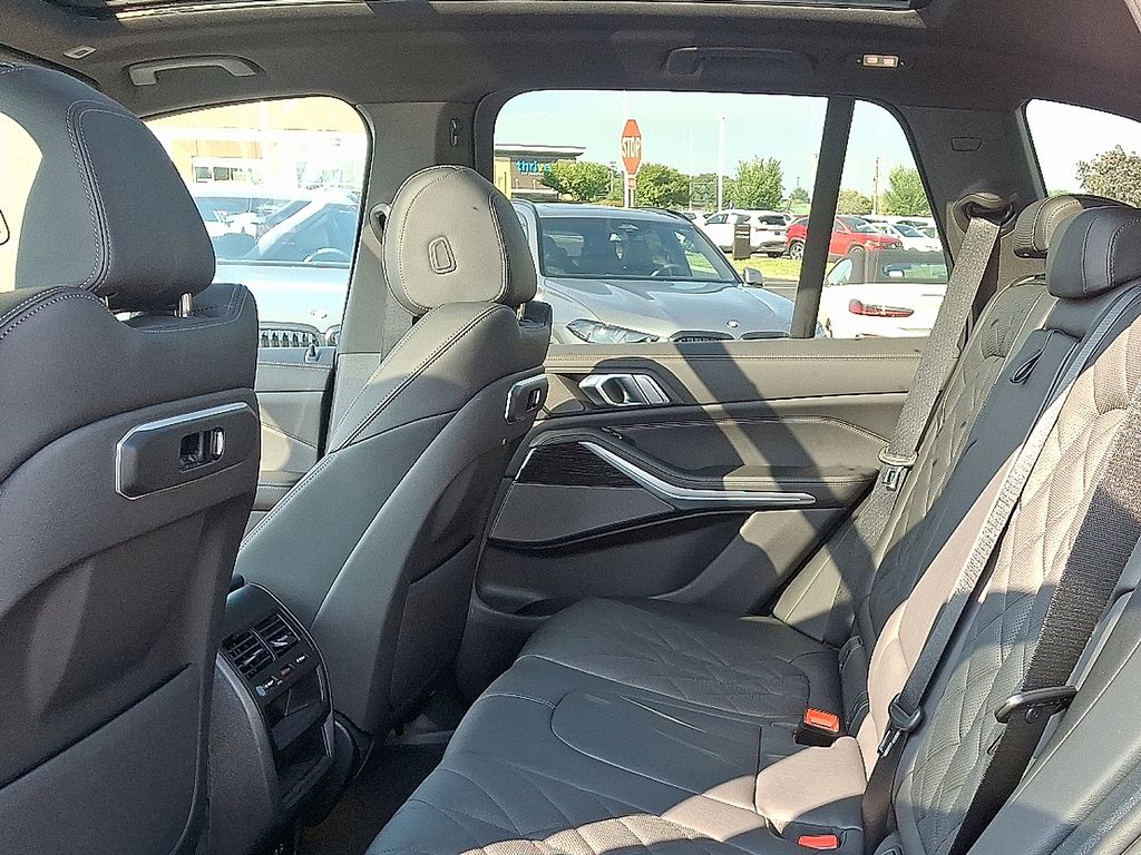 Thumbnail: 2026 BMW X5 - 7