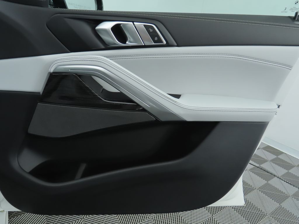 Thumbnail: 2026 BMW X6 - 26