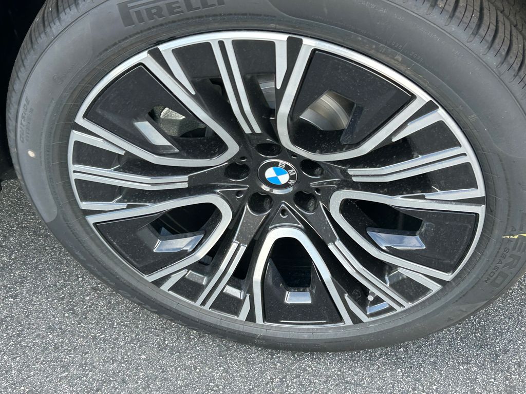 Thumbnail: 2026 BMW X3 - 3