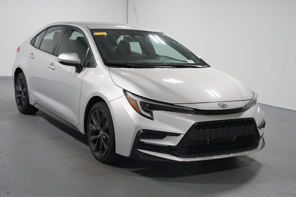 Thumbnail: 2024 Toyota Corolla - 3