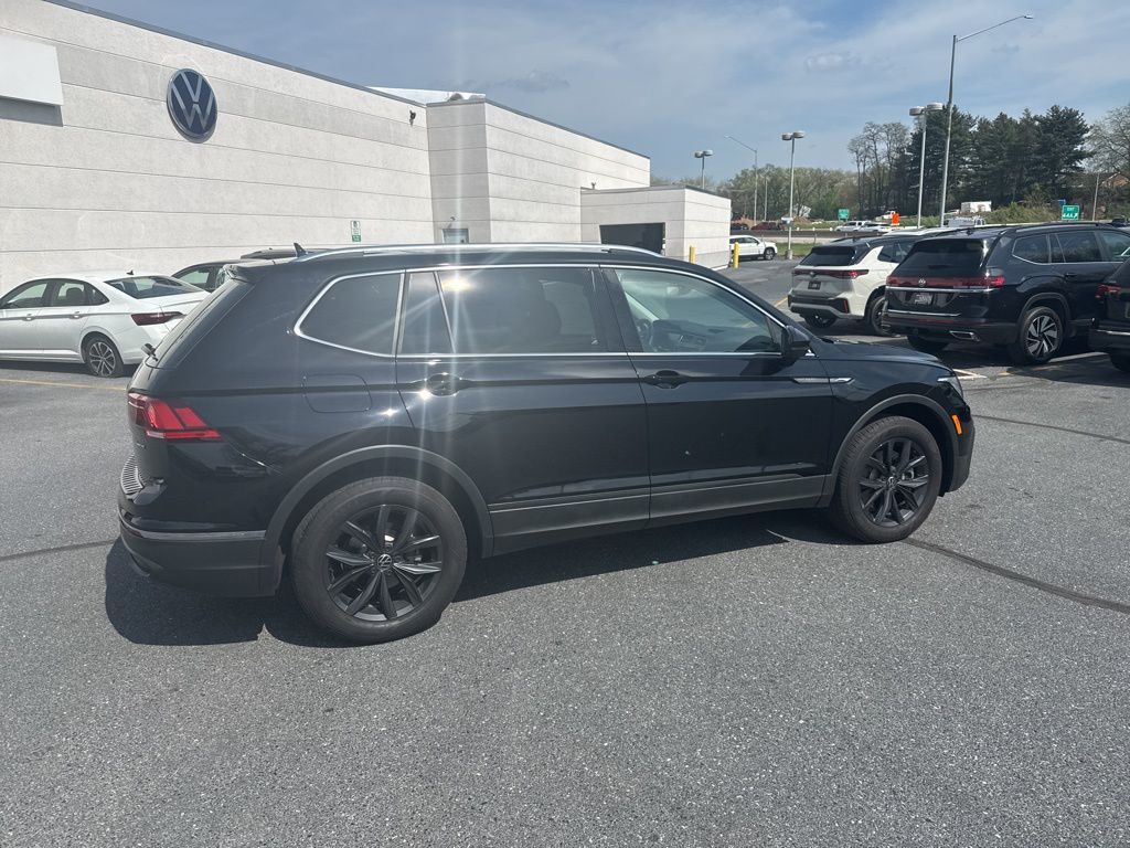 2024 Volkswagen Tiguan 2.0T SE Black at Sutliff Volkswagen