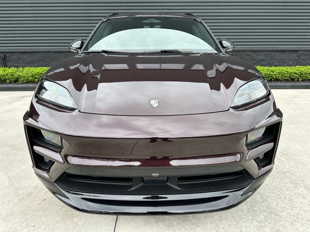 Thumbnail: 2024 Porsche Macan - 8