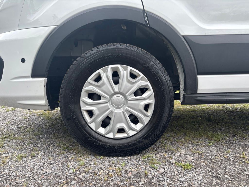 Used 2025 White Ford XLT image 10
