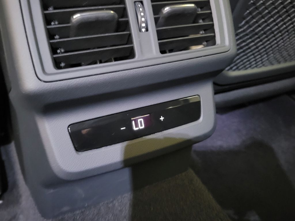 Thumbnail: 2025 Audi Q5 - 22