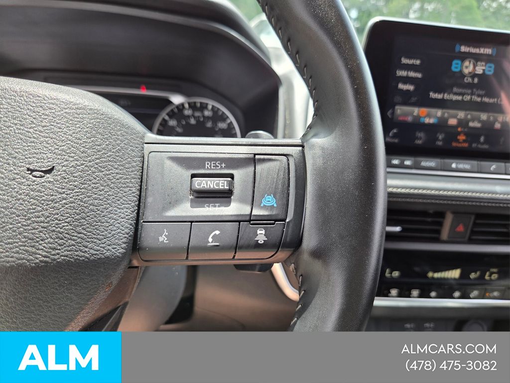 Used 2025 Gray Nissan SV image 25