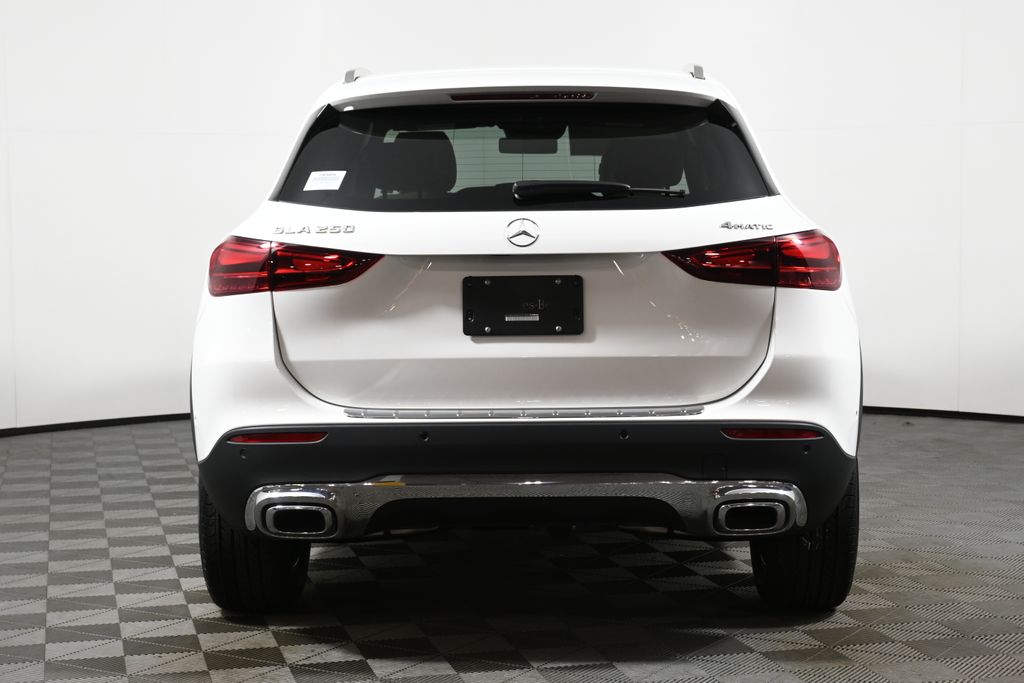 Thumbnail: 2025 Mercedes-Benz GLA - 6