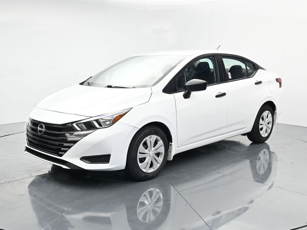 Used 2024 White Nissan 1.6 S image 4