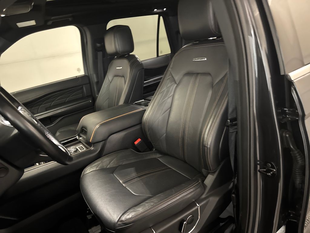 2023 Dark Matter Metallic Ford Expedition Max Platinum 4X4 SUV