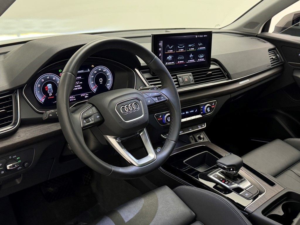 2024 Audi Q5 e Premium 24
