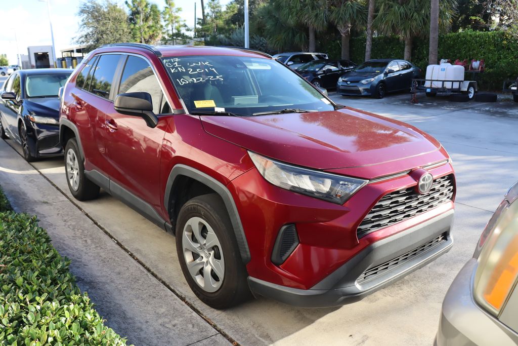 Thumbnail: 2019 Toyota RAV4 - 5