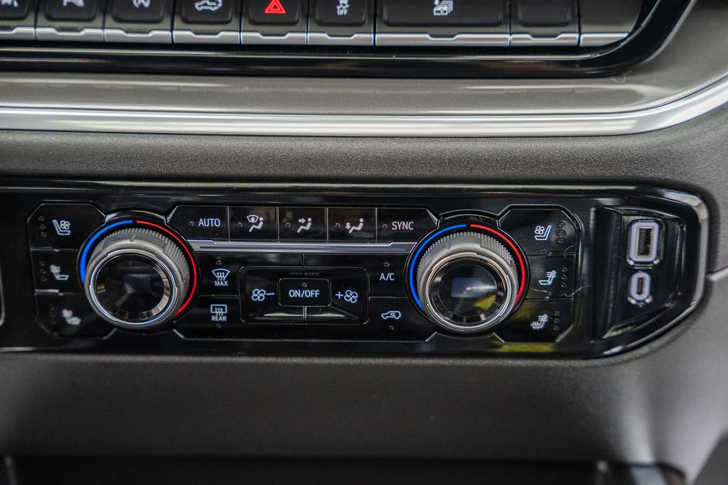 ChevroletSilverado 150028