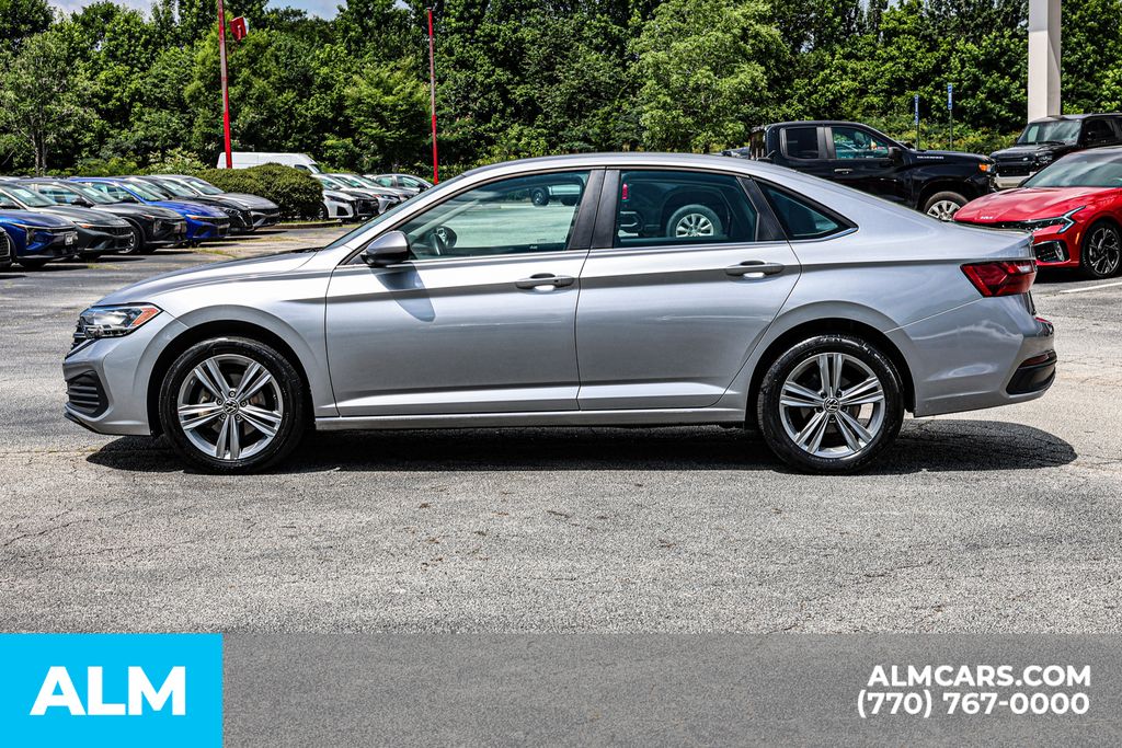 Used 2024 Silver Volkswagen 1.5T SE image 8