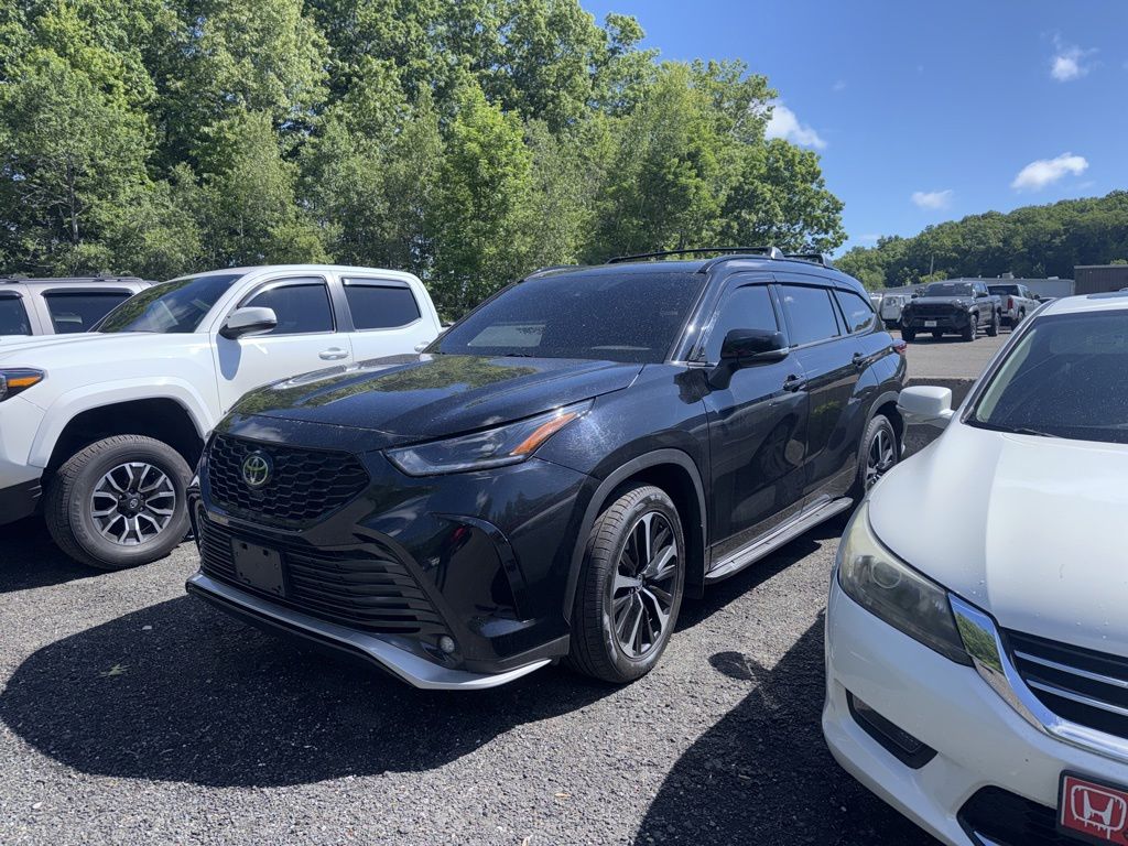2022 Toyota Highlander XSE 4x4 V6's photo