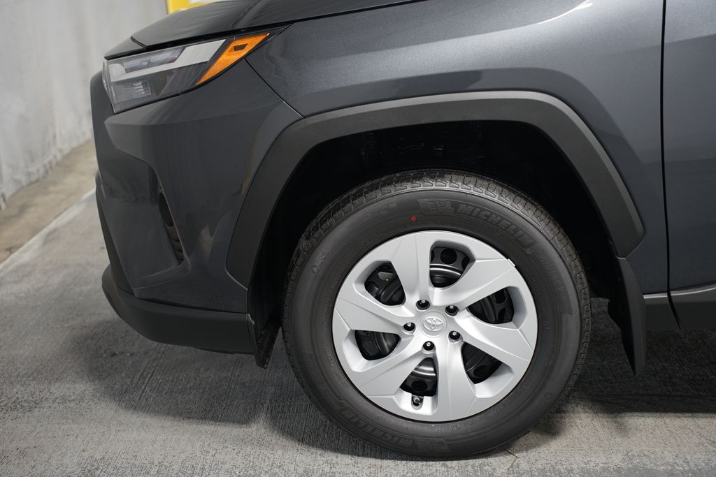 Thumbnail: 2025 Toyota RAV4 - 5