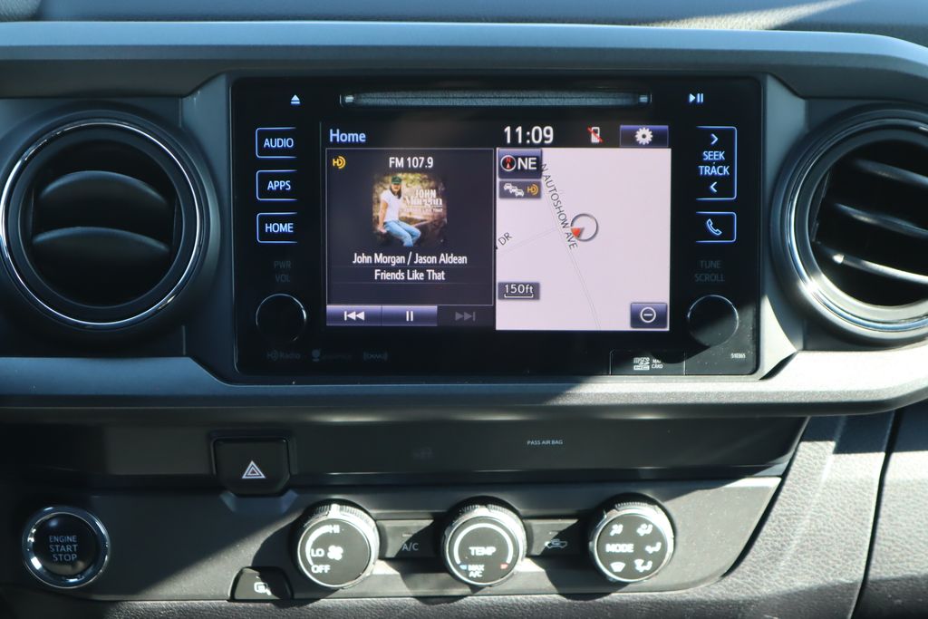 Thumbnail: 2019 Toyota Tacoma - 14