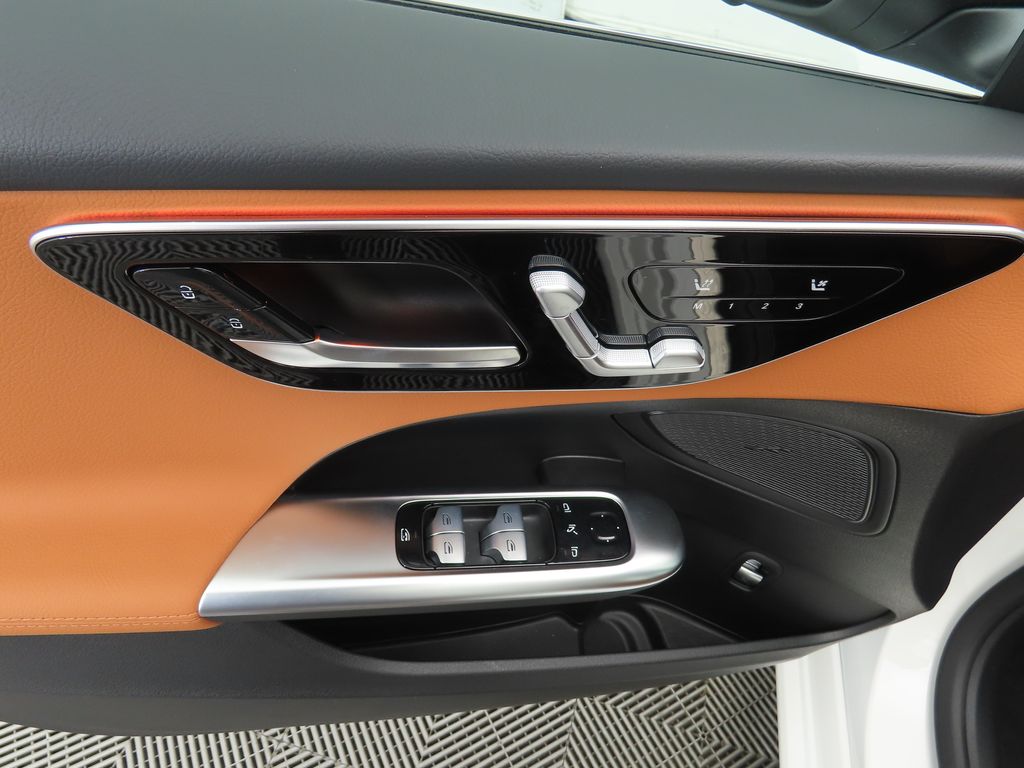 Thumbnail: 2025 Mercedes-Benz C-Class - 23