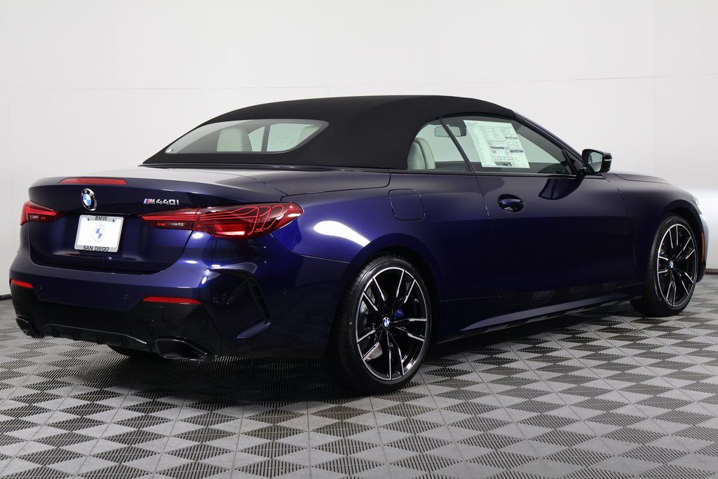 Thumbnail: 2026 BMW 4 Series - 2