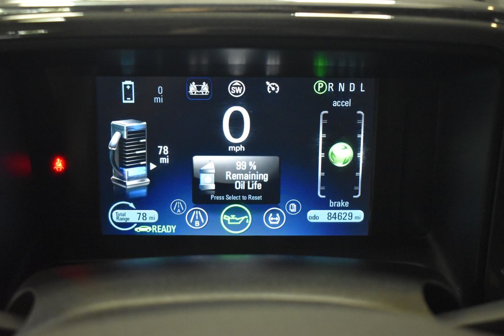 Thumbnail: 2014 Chevrolet Volt - 24