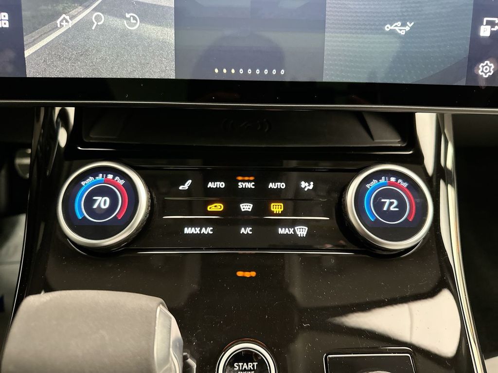 Thumbnail: 2023 Land Rover Range Rover Sport - 21