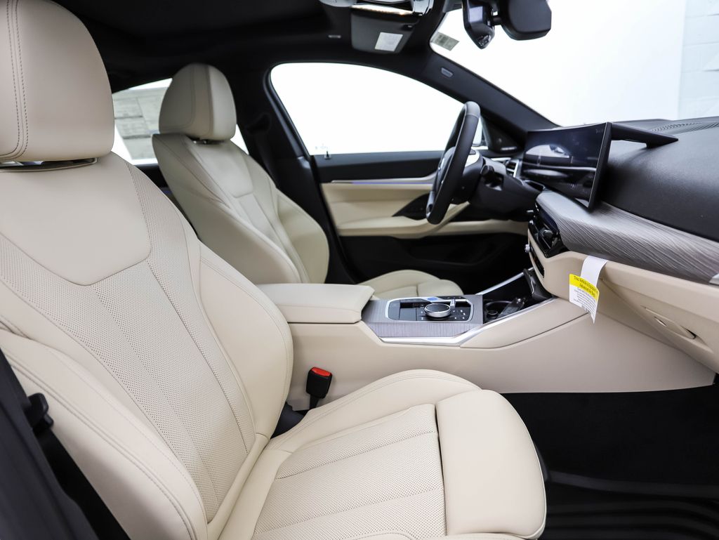 2025 BMW i4 xDrive40 27