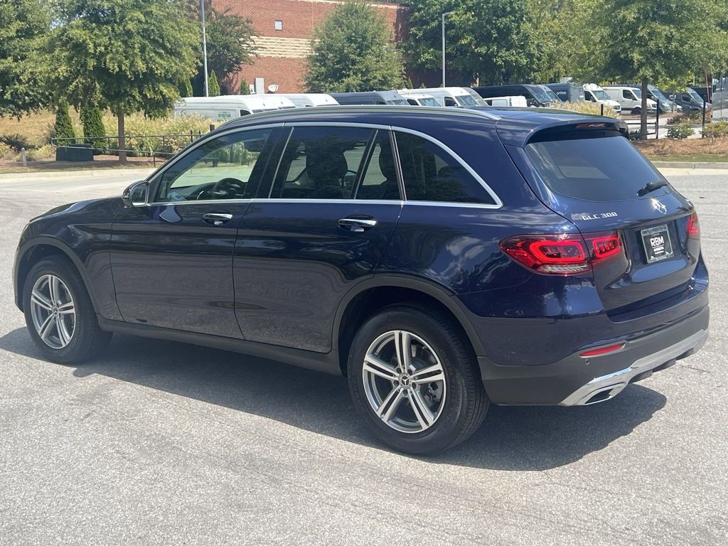 2021 Mercedes-Benz GLC GLC 300 6