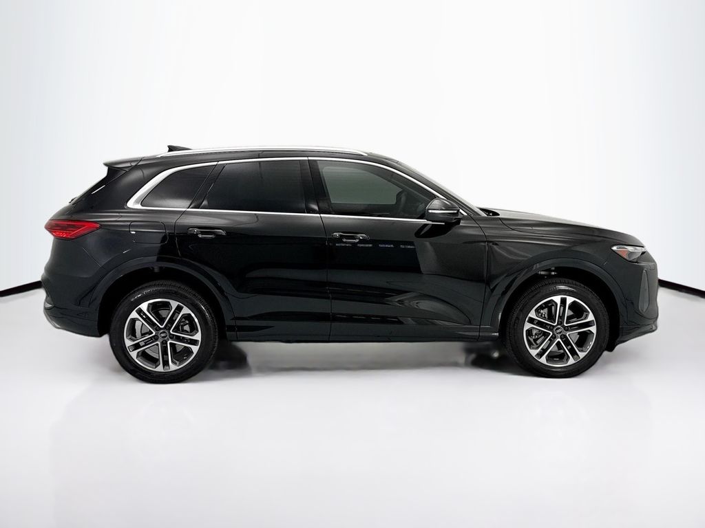 Used 2025 Black Audi  image 4