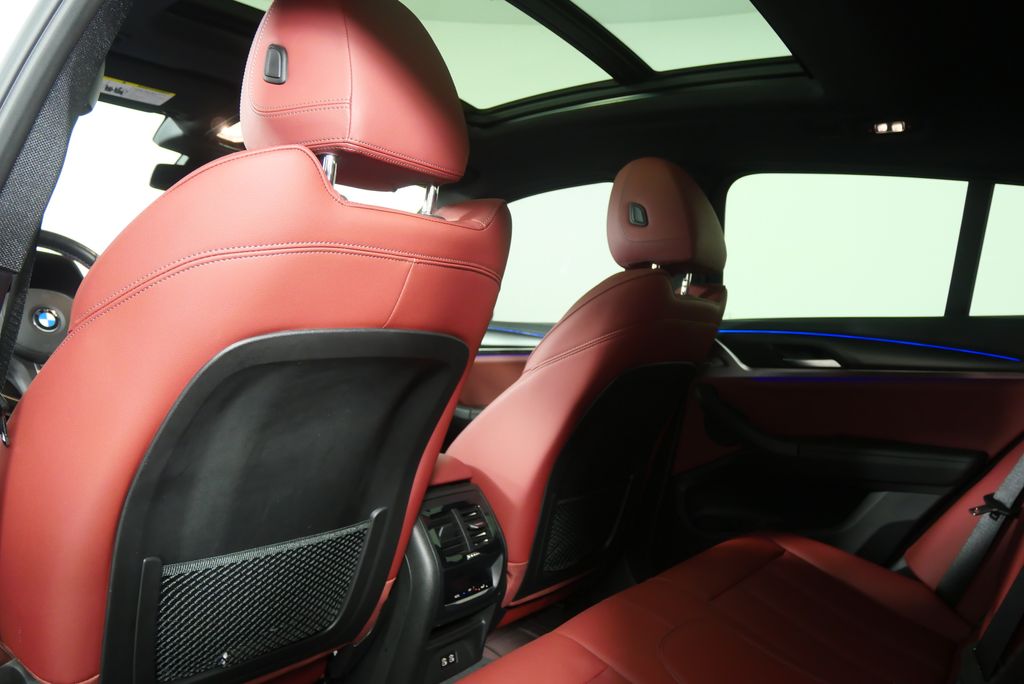 Thumbnail: 2022 BMW X4 - 19