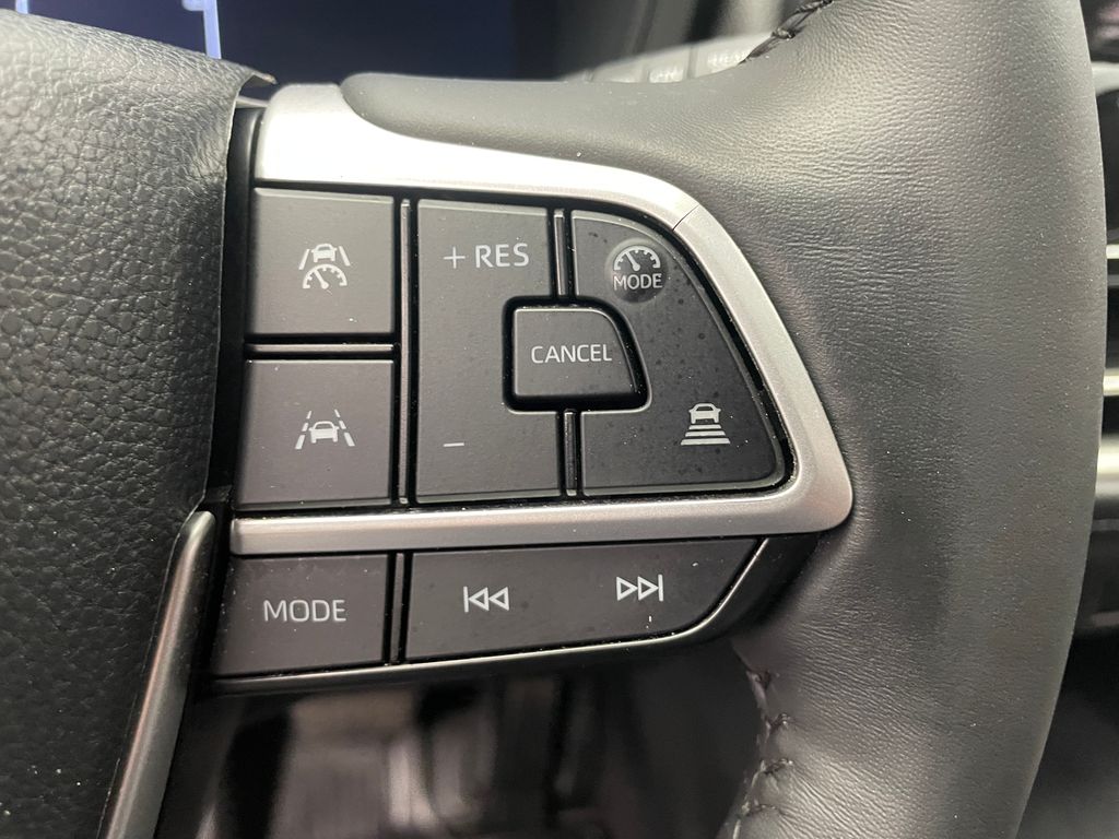 2024 Toyota Grand Highlander Limited 23