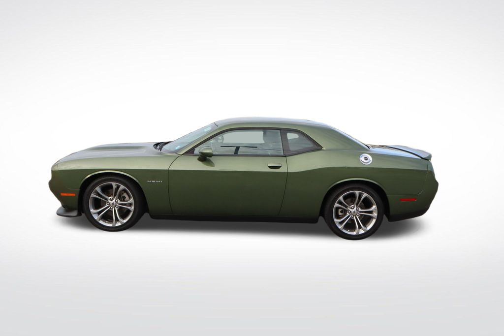 2022 Dodge Challenger R/T 11