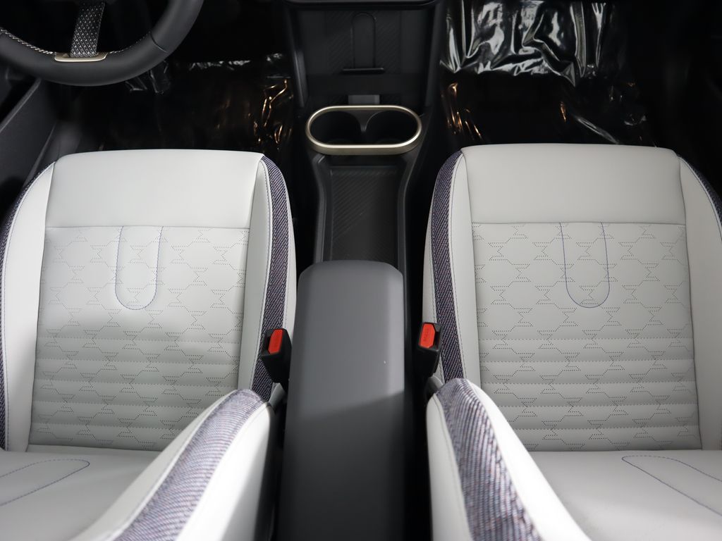 Thumbnail: 2025 MINI Cooper - 18