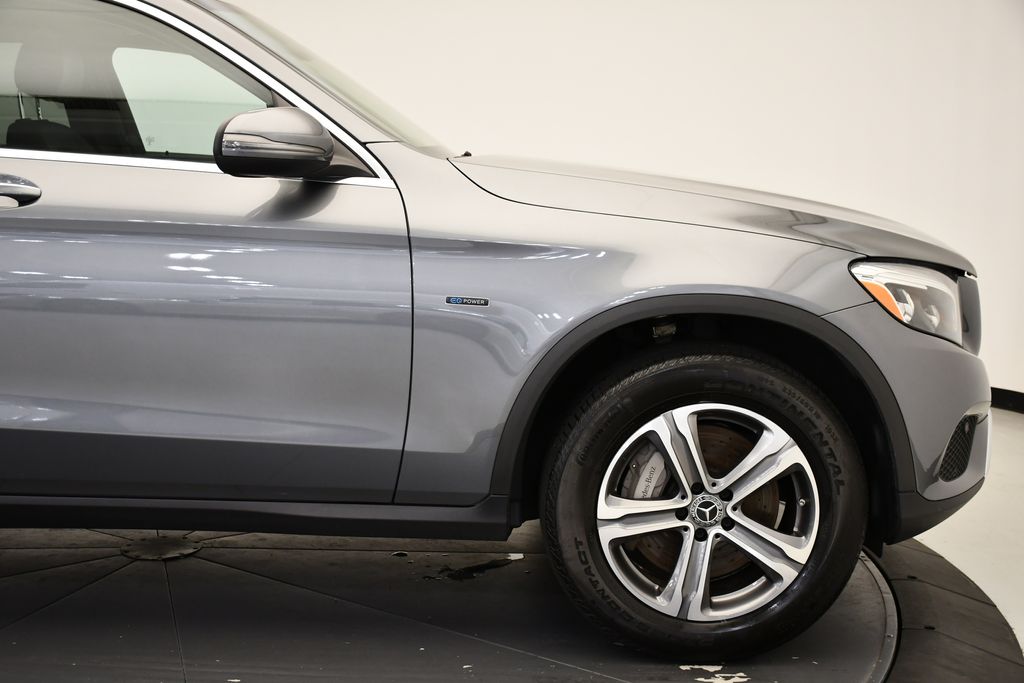 Thumbnail: 2019 Mercedes-Benz GLC - 16
