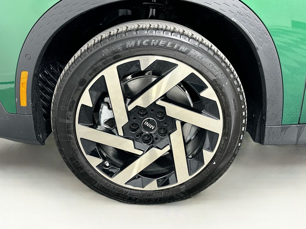 2025 MINI Cooper Countryman Signature 23