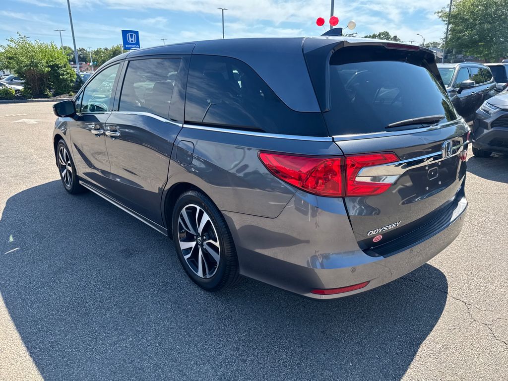 Used 2018 Gray Honda Elite image 5