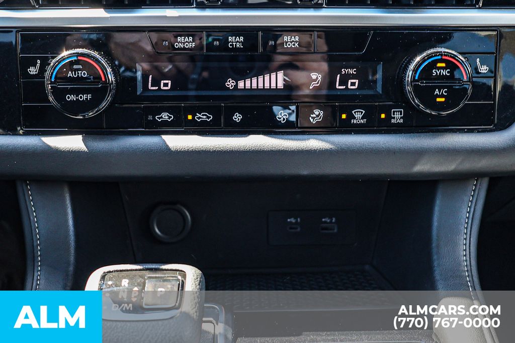 Used 2025 Blue Nissan SV image 41
