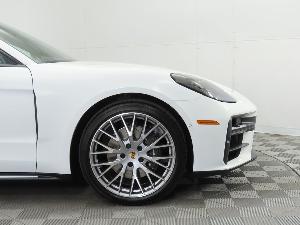 Thumbnail: 2025 Porsche Panamera - 11