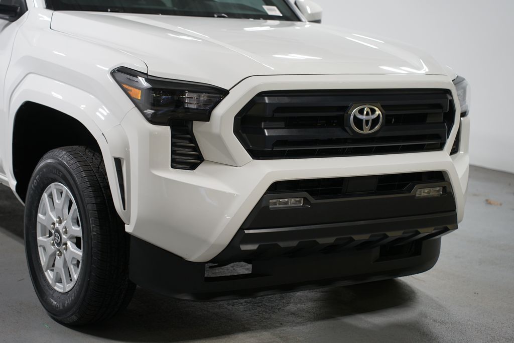 Thumbnail: 2024 Toyota Tacoma - 4