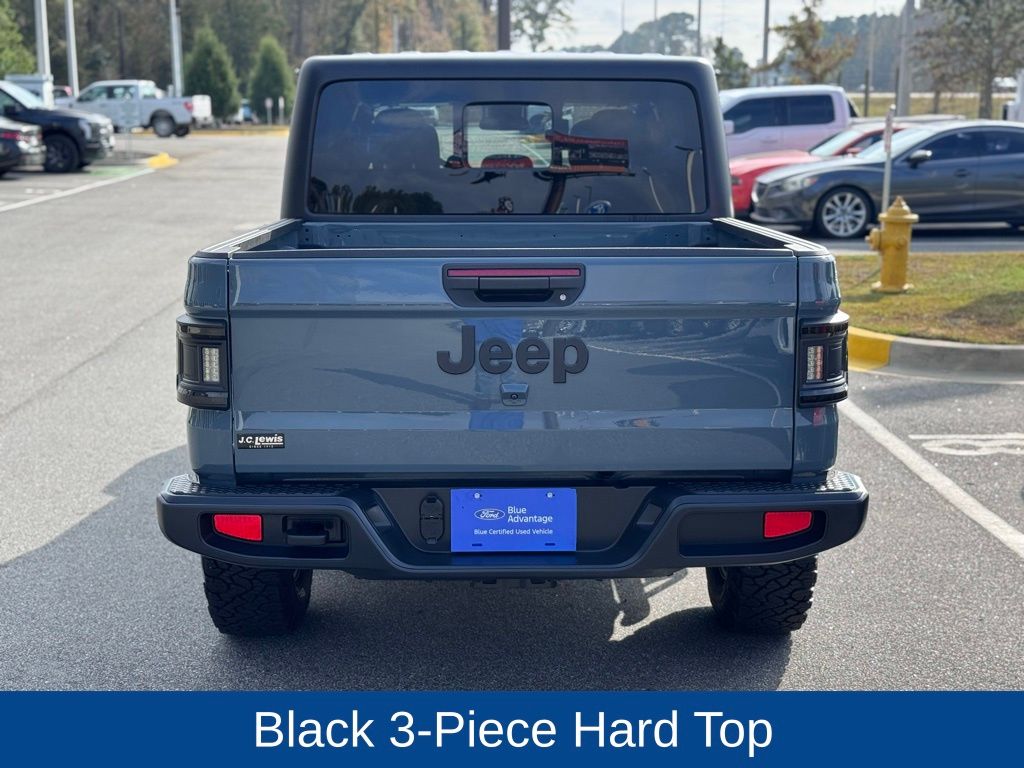 2024 Jeep Gladiator Sport S