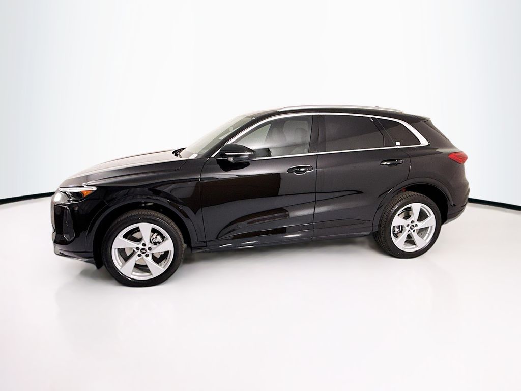 Thumbnail: 2026 Audi Q5 - 8