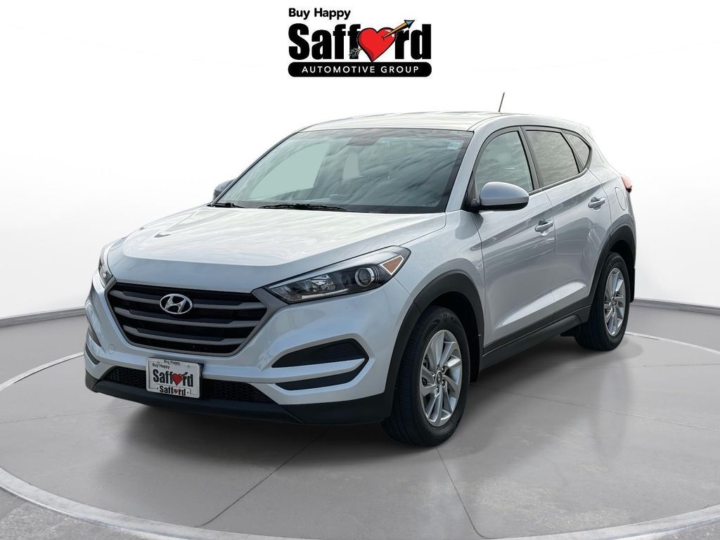 2016 Hyundai Tucson 2.0L SE FWD with Beige Seats