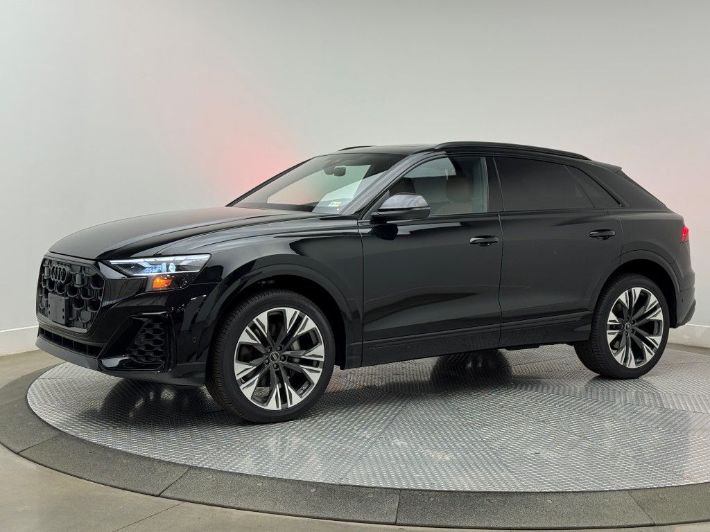 Thumbnail: 2025 Audi Q8 - 6