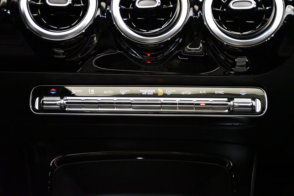 2025 Mercedes-Benz CLA 250 27
