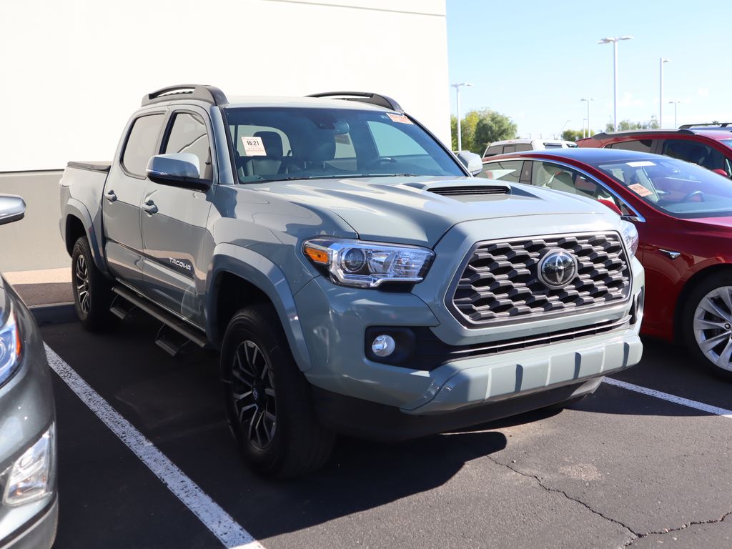 Thumbnail: 2022 Toyota Tacoma - 3
