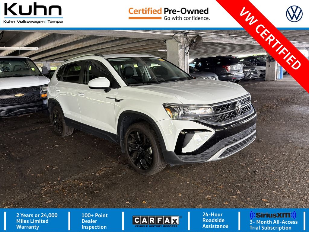 Pure White 2022 Volkswagen Taos SE FWD SUV / Crossover Front-Wheel Drive 8-Speed Automatic