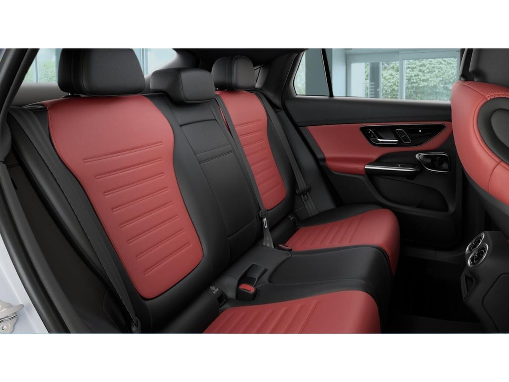 Thumbnail: 2027 Mercedes-Benz GLC - 5