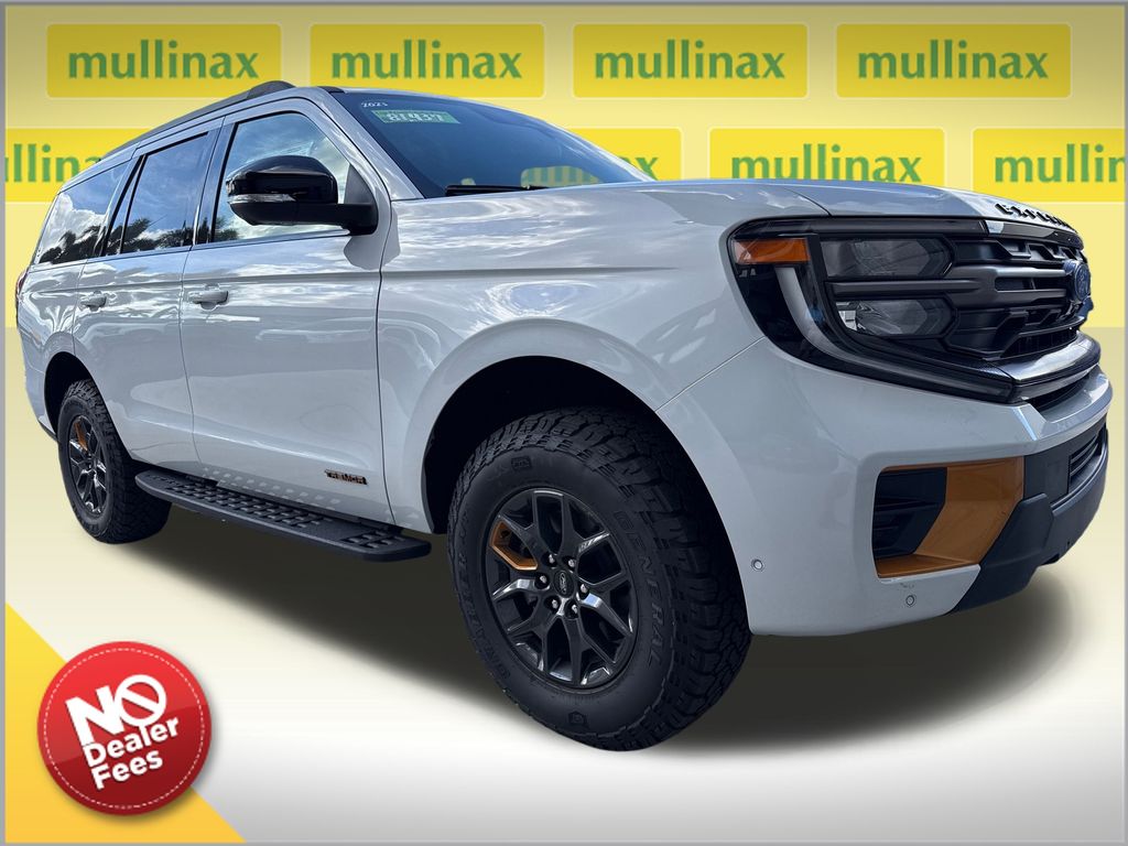 2025 Ford Expedition Tremor's photo