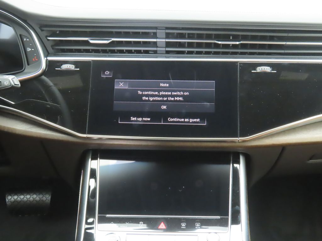 Thumbnail: 2025 Audi Q7 - 14