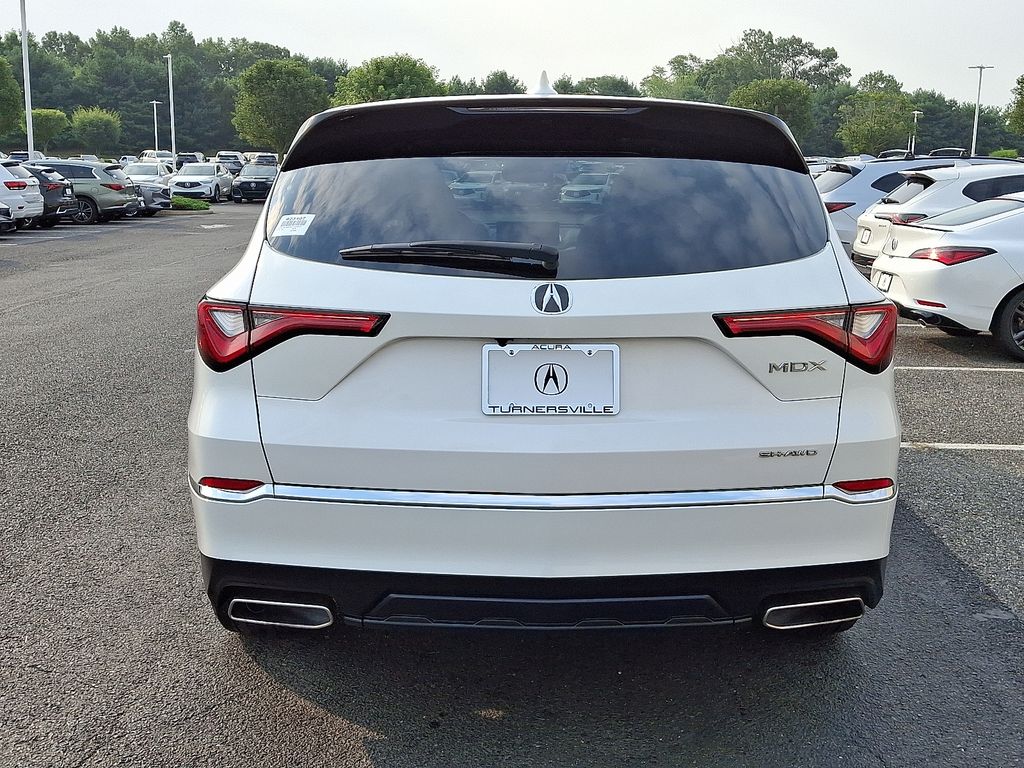 Thumbnail: 2023 Acura MDX - 5