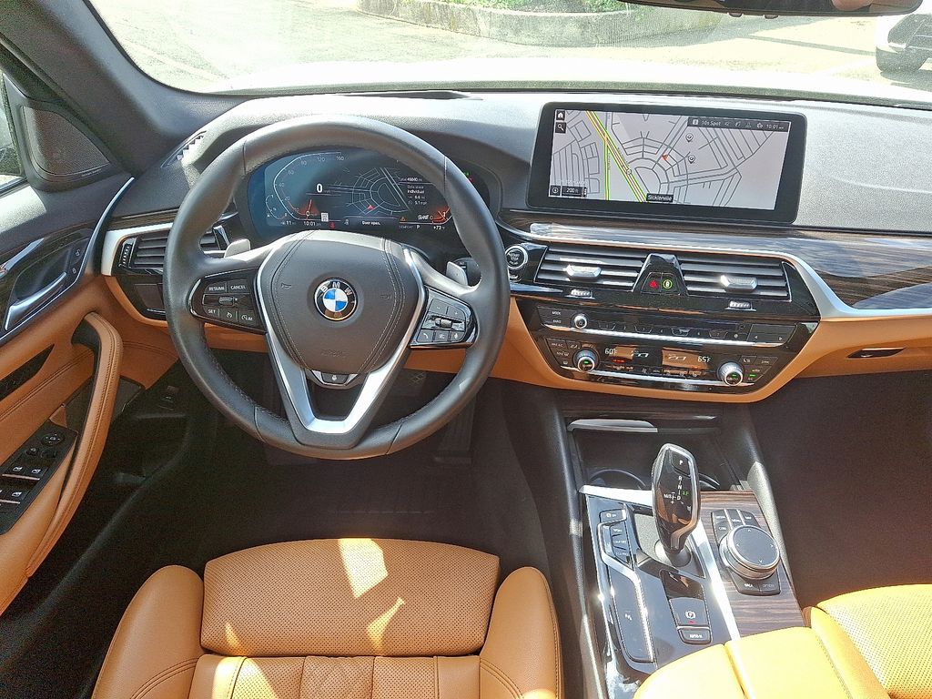 2022 BMW 5 Series 530i xDrive 12
